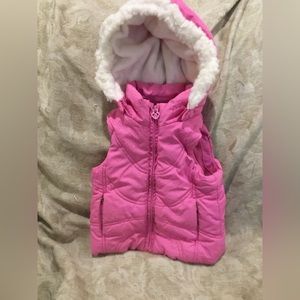 Puffy vest, removable hood, pink size 18 month